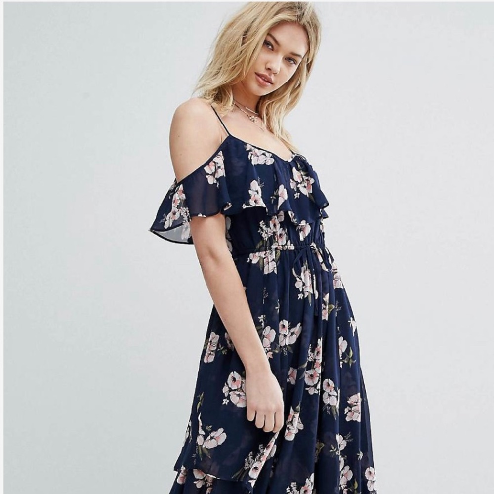 Abercrombie & Fitch Cold-Shoulder Ruffle Maxi Dress